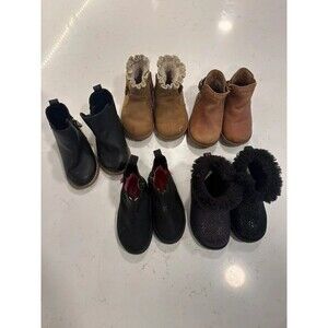(5) pairs of toddler sz 5 boots